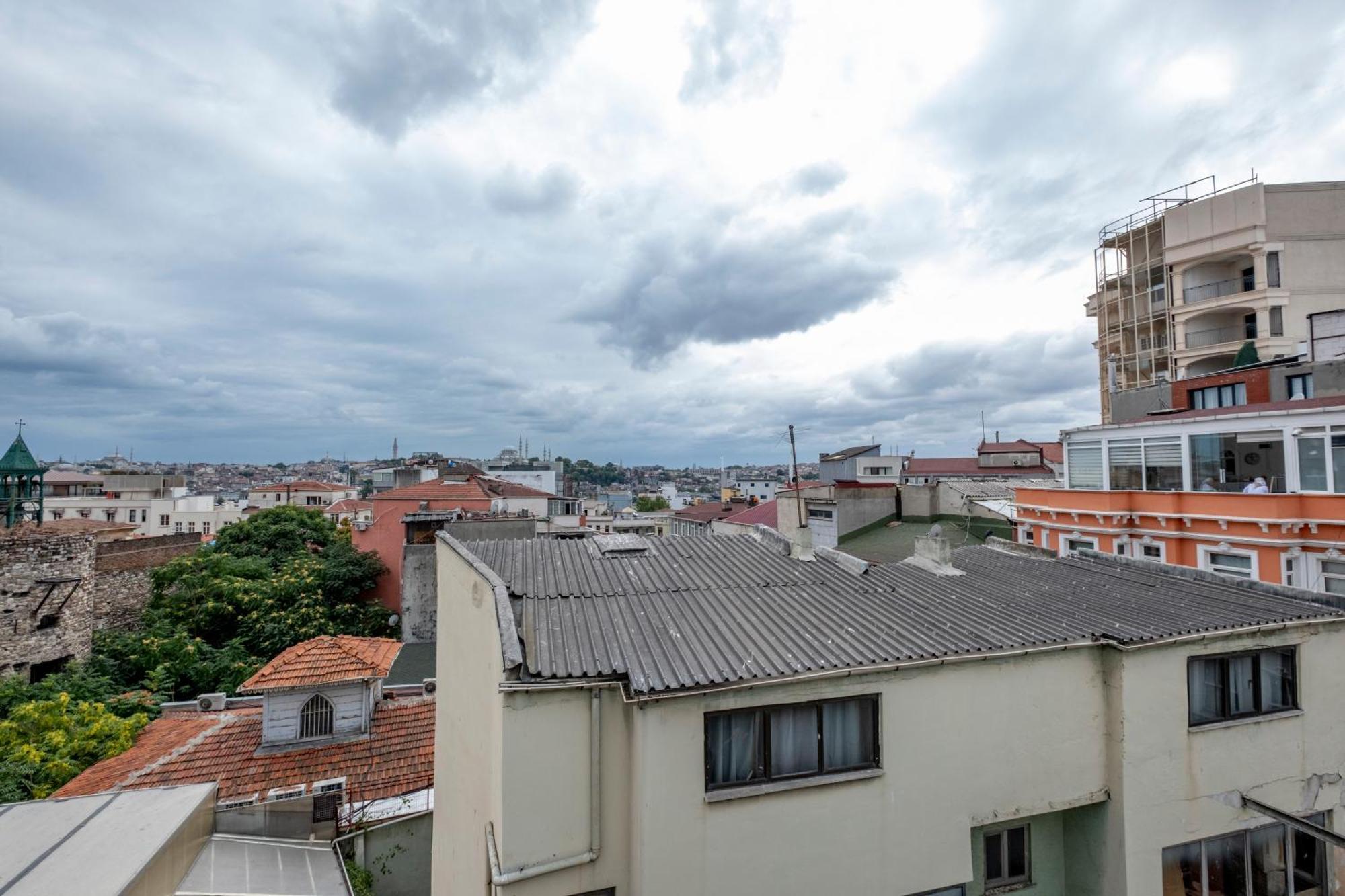 Galata Trend Port Apartment Istanbul Exterior photo